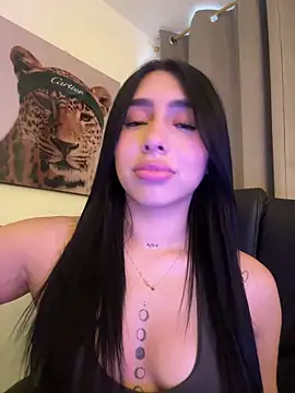 IsabellaNoir  online show from June 9, 10:42 pm