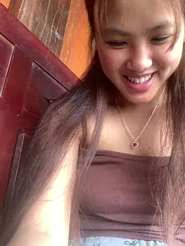 mai-lovelyy online show from April 24, 1:30 am