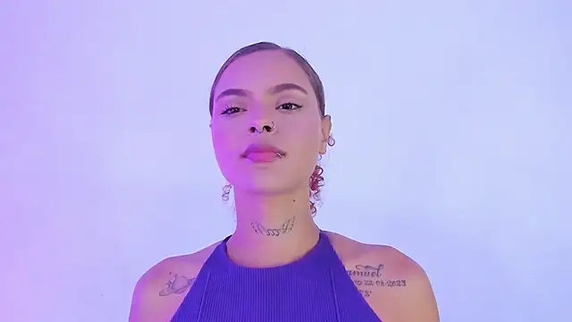 Caroline420  online show from June 5, 12:58 am