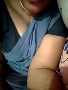 Tamil Hot HoneyBee online show from July 19, 3:53 am