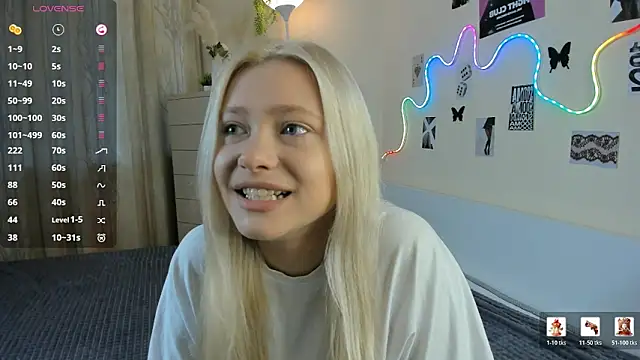 MidnightPoise online show from May 26, 5:07 am