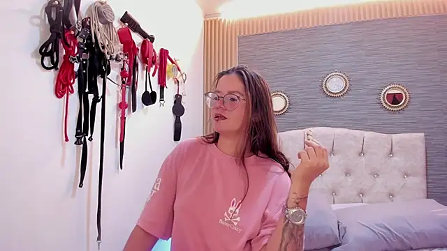 SamyandAllison online show from June 1, 9:16 pm