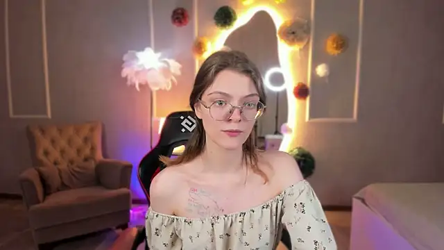 Avrora Spark online show from April 27, 8:06 pm