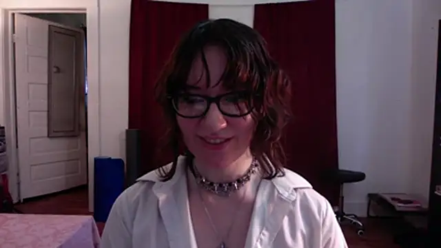 AnnywnBelle online show from May 10, 10:23 pm