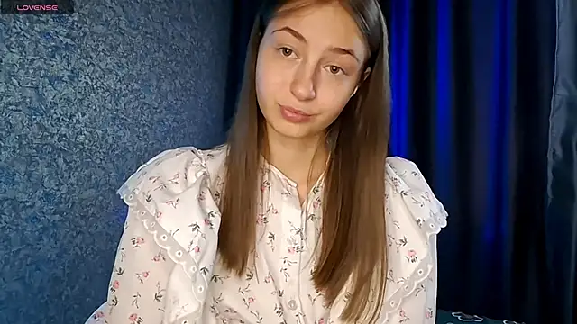 CarinaDespino online show from May 2, 9:12 am