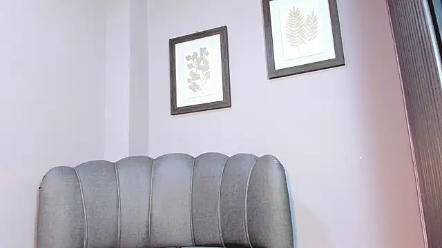 Roxanna moore online show from July 21, 10:49 am
