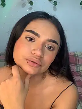 angiee boo1 online show from May 2, 12:36 am
