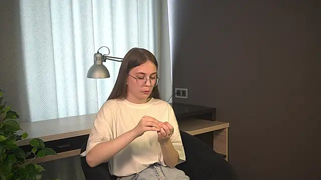TomekaBiava online show from May 2, 4:38 am