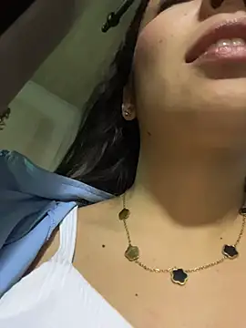 Julieth ec online show from July 30, 12:39 pm