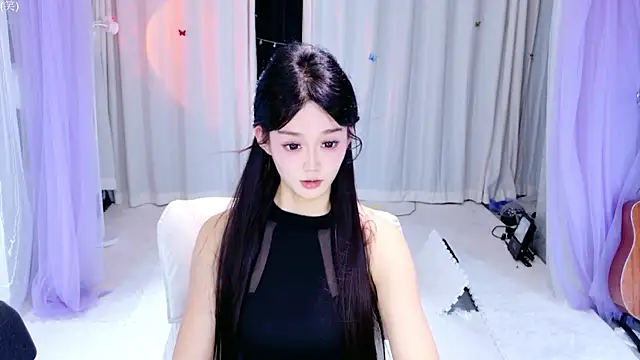 Wa-Nini online show from May 17, 11:53 am