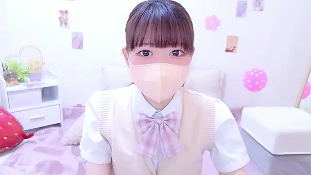  KIKIch  online show from May 10, 4:14 am