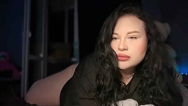 Sofi  Si online show from May 23, 6:39 pm