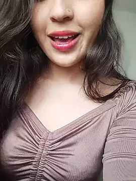 Lubnna online show from July 28, 8:01 pm