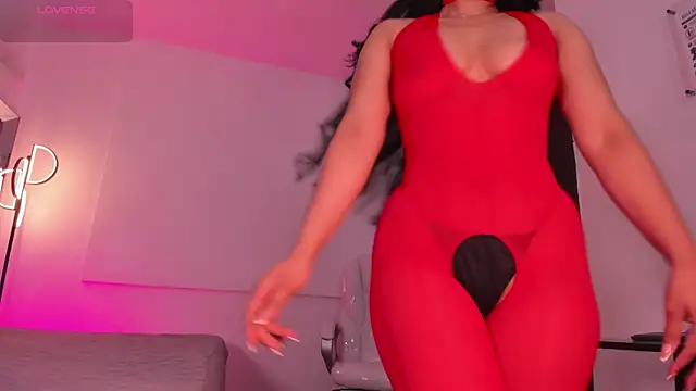 AmaraLewis online show from August 1, 1:13 pm