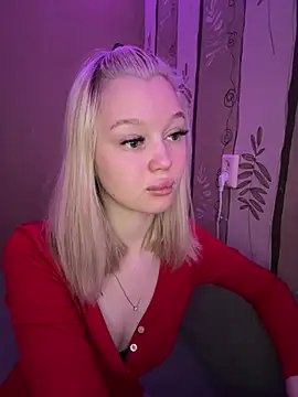 Velvet Doll  online show from June 8, 4:35 am