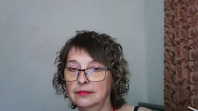 ElizabethGorden online show from June 10, 10:47 am