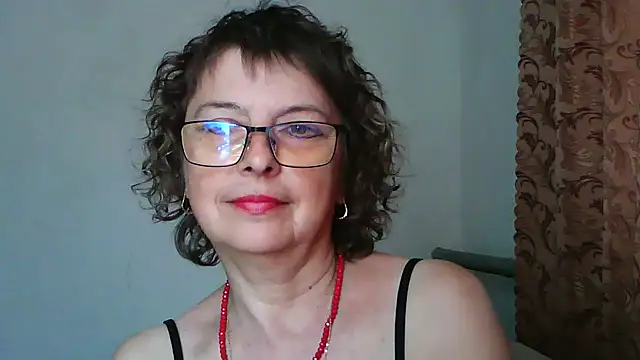 ElizabethGorden online show from June 6, 12:11 pm