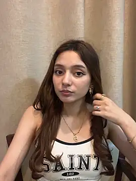 Lilywant online show from June 4, 3:49 pm
