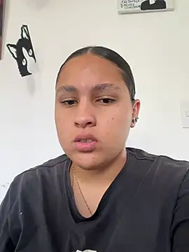 Selene Voon  online show from July 31, 8:32 pm