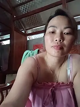 MUNMUN2K5 online show from June 25, 5:12 am