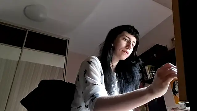 EthylAdkisson online show from May 7, 10:13 pm
