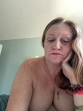 Kellilyn10 online show from August 5, 2:34 pm