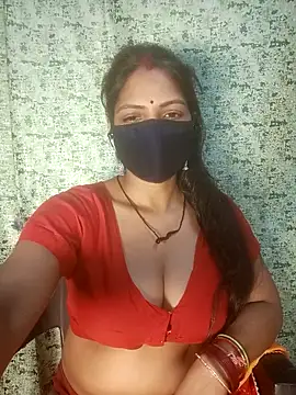 Juli 80 online show from June 7, 6:59 pm