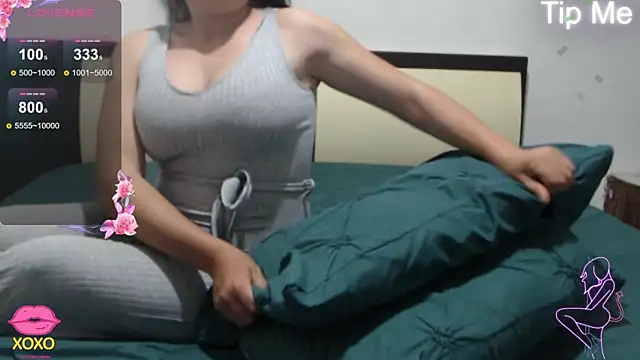 Brun3tt3n online show from April 6, 7:59 pm