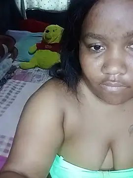ChubbyMidgetxxx19 online show from June 9, 11:09 am