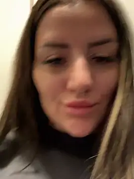 SophiePale online show from April 10, 9:37 am