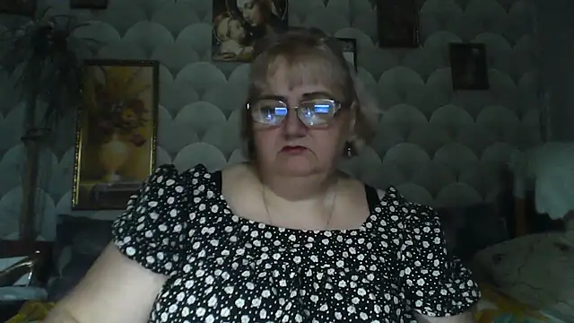 MarinaFarina53 online show from June 23, 5:16 am