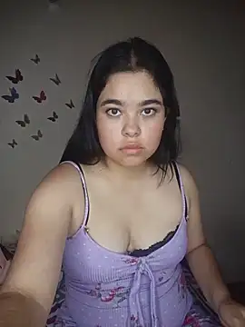 MiiaHott W online show from May 24, 3:33 pm