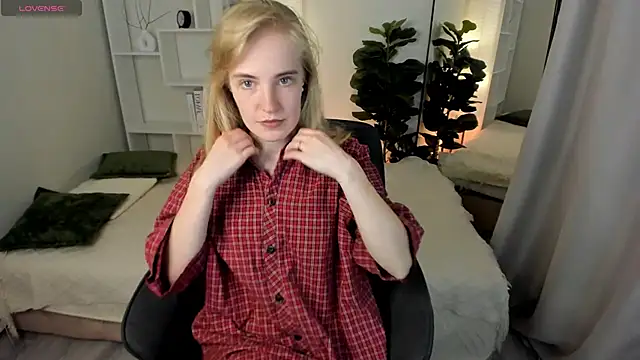 IrmaRonn online show from May 18, 8:31 am