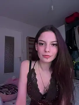 vaeamlln online show from May 19, 9:22 pm