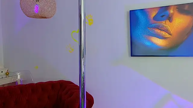 CutieLittlePie online show from May 11, 2:41 pm