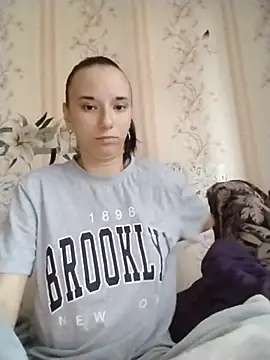 -VictoriaJohnson- online show from July 13, 3:40 am