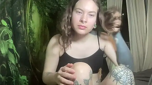 mo0ngoddess online show from February 12, 2:46 am