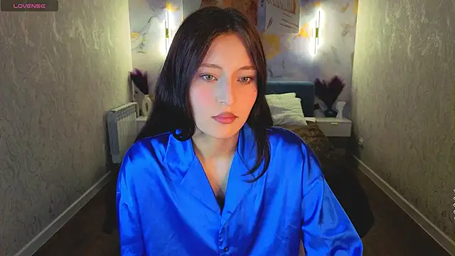 Tracey Gill online show from May 24, 9:08 am