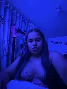 TuGatitaMiau075 online show from June 3, 4:46 am
