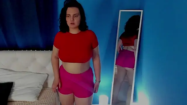 Mary F0x online show from June 9, 8:47 am