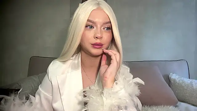 RussianGirlXX online show from May 16, 3:11 pm