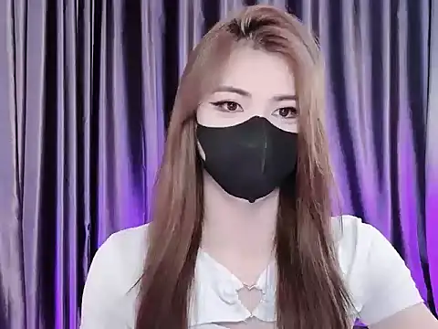 Foxie-28 online show from July 13, 3:40 am