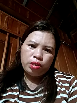 -Yeyi- online show from June 20, 11:47 am