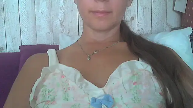 Bella--White online show from June 29, 6:20 am
