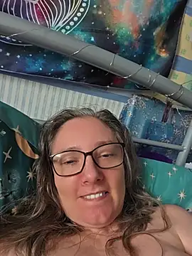 Izzylove47 online show from June 28, 9:16 am