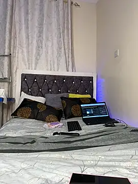Miss-Temptasion online show from June 23, 4:43 am