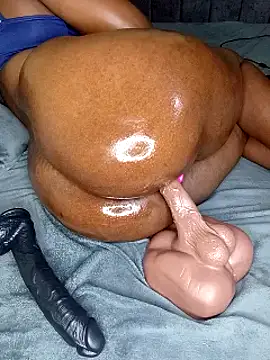 pretty sexxyass online show from June 29, 10:15 am