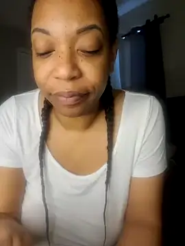 KinkeeKaee online show from May 19, 12:56 pm