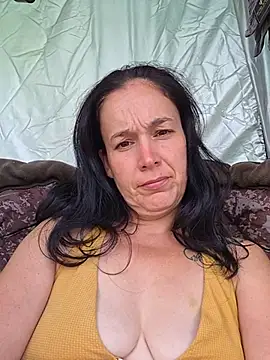 adelinegirly online show from June 28, 2:56 pm