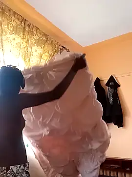NannaH21 online show from May 17, 8:02 am